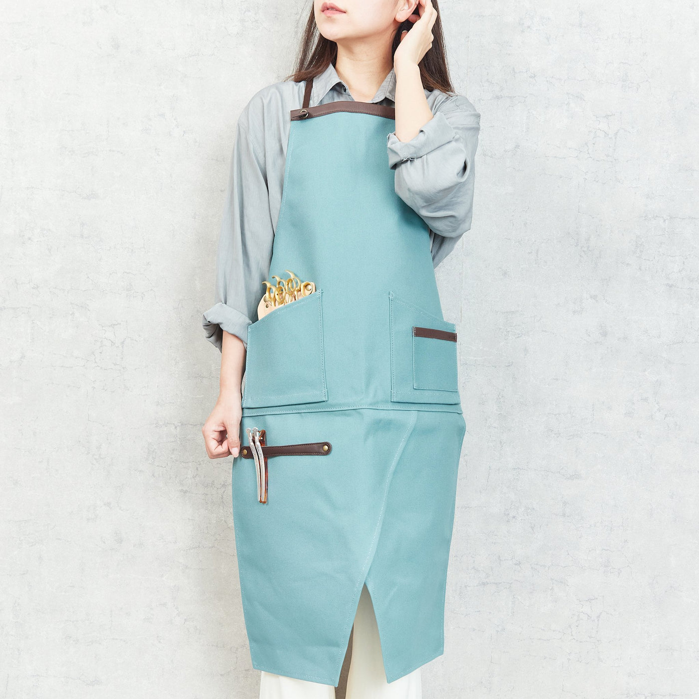 数量限定カラー「blue gray」 -hakama Apron - aruci